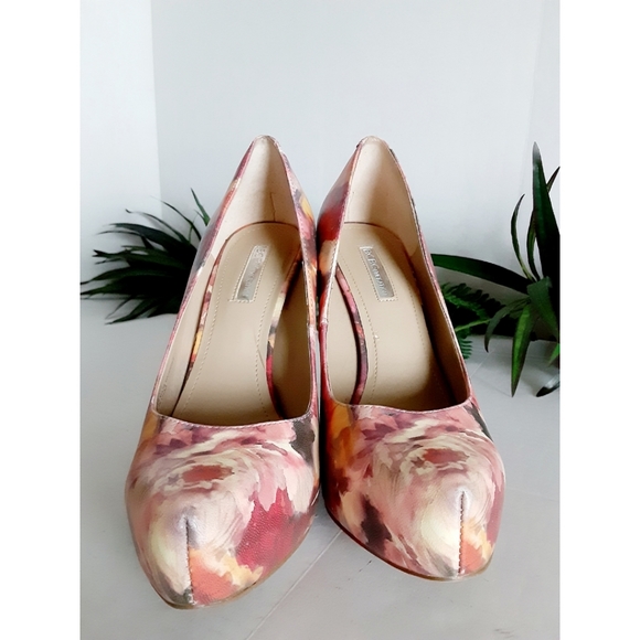 Bcbgeneration Washed Floral Parade Platform Pump - Picture 9 of 14